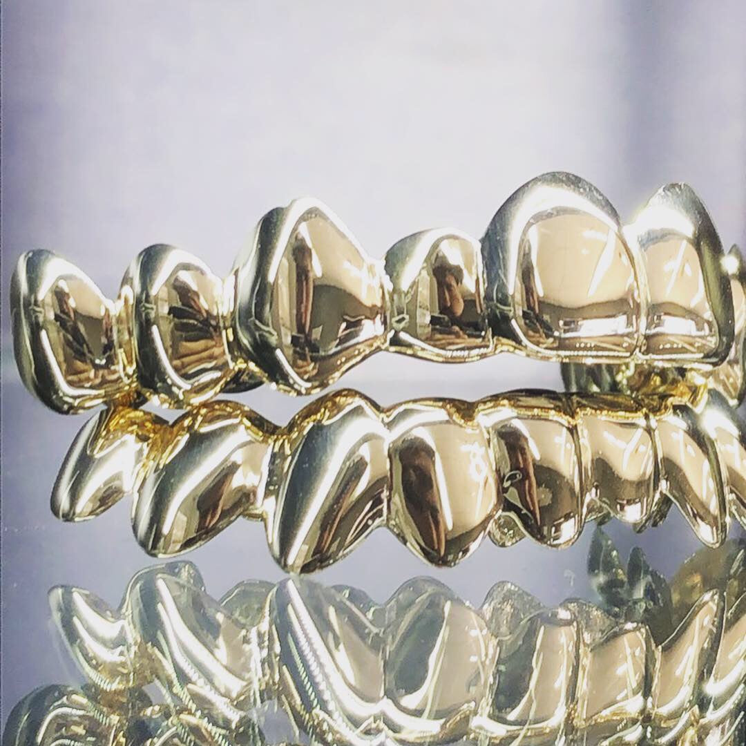 20 Teeth Gold Grillz - 10 Tops/Bottoms (High Polish or Satin Finish)