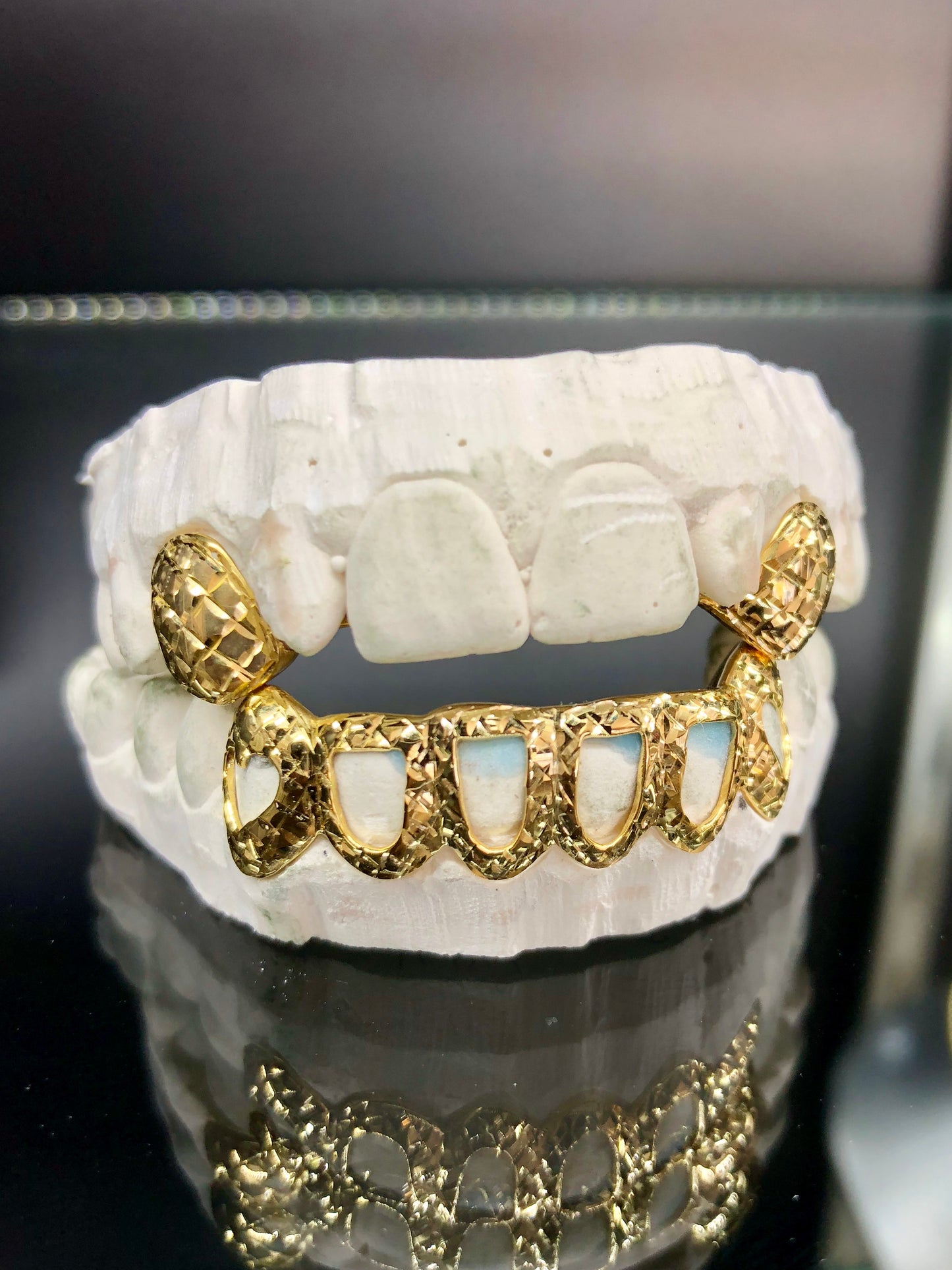 8 Teeth Gold Grillz - 2 Tops & 6 Bottoms (Open Face w/ Back Bridge)