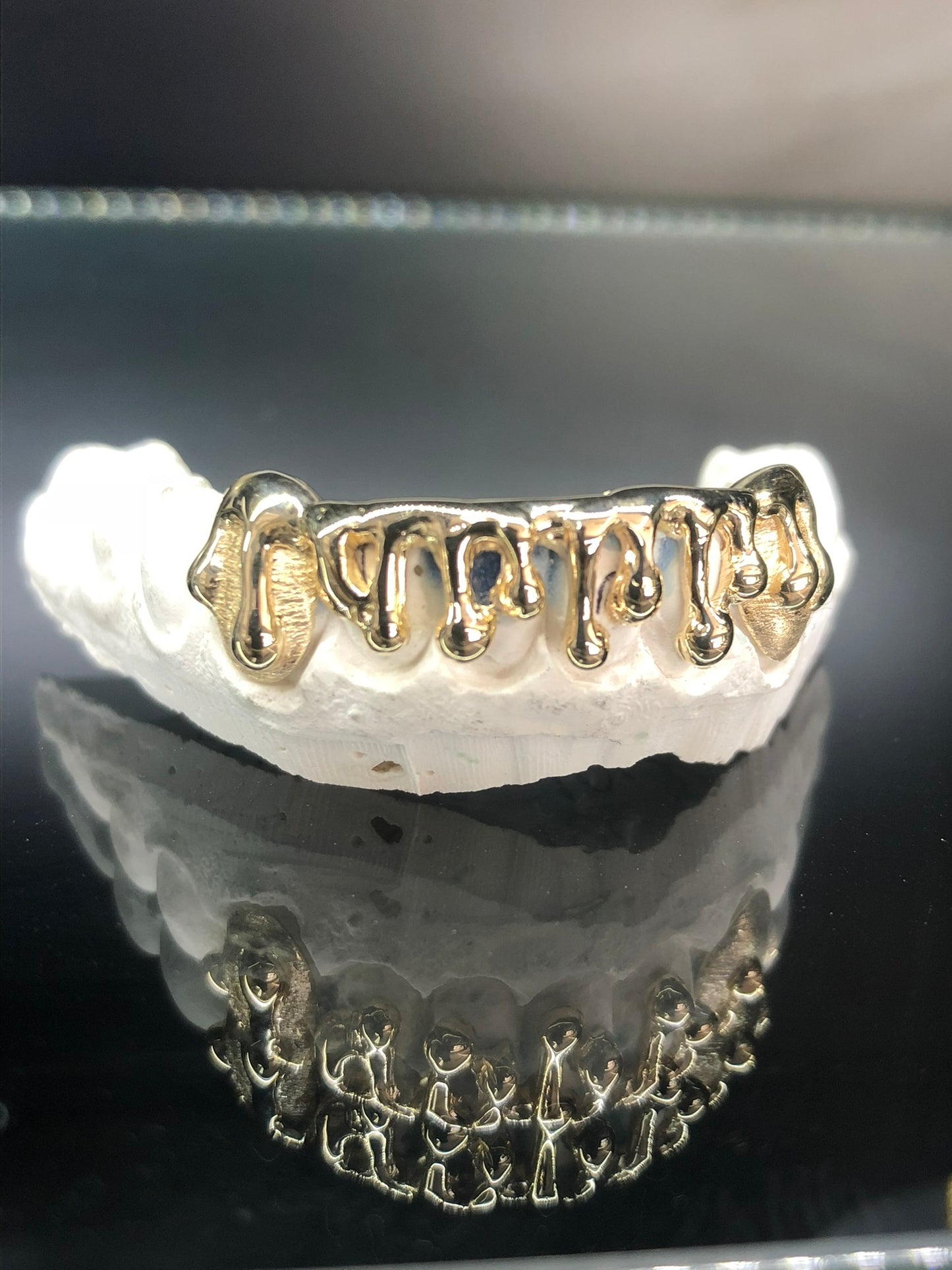 6 Teeth Gold Grillz - 6 Bottoms (Open Face Drip)