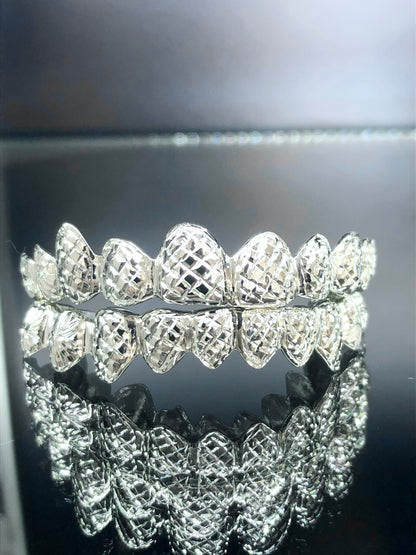 10 Teeth Gold Grillz - Full Tops or Bottoms (Starburst Diamond Cuts)